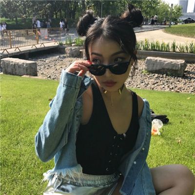 三只松鼠坚果大战手游下载